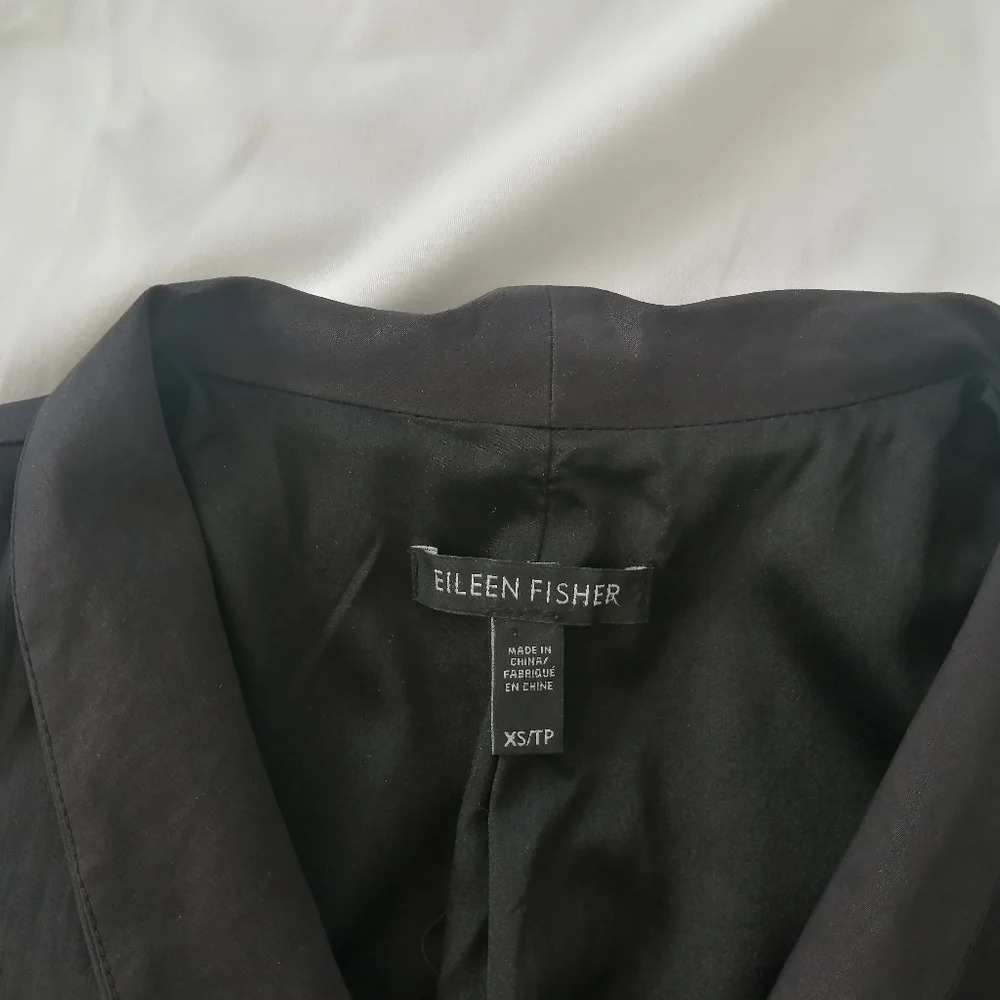 Eileen Fisher Ramie Pleated Zip Up Blazer Jacket Black Peplum Back Size XS - Picture 11 of 15